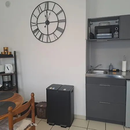 Apartment Meuble 3 Etoiles En Centre-ville *